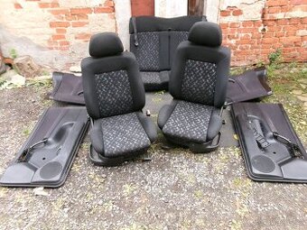 VW GOLF 3 , 3,5 - interier , sedačky, tapeci