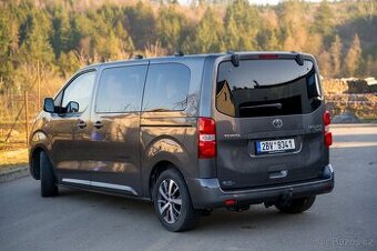 REZERVOVÁNO. Toyota Proace Verso, 2022, 8 míst