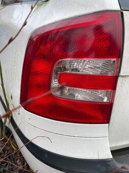 Zadni levá lampa Octavia II Combi