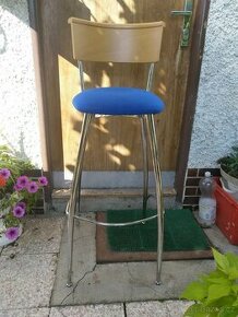 Barová židle