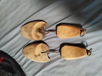 RETRO UNIVERZÁLNÍ Roztahovače bot -po babičce 50.lèta