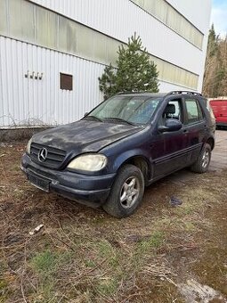 Mercedes ML 270 CDI W163 – náhradní díly / motor + manuální