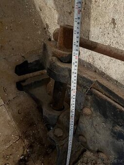 Kovářský svěrák