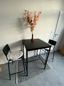 Set barových židlí a stolu IKEA