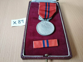 Stříbrná medaile za zásluhy o výstavbu ČSSR x89