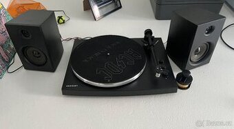 Gramofon Crosley T150