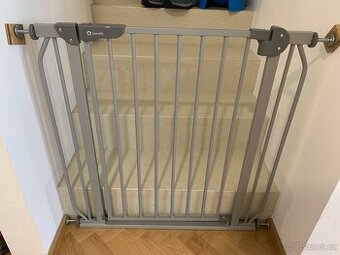 Dětská zábrana na schody