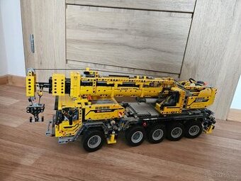Lego 42009