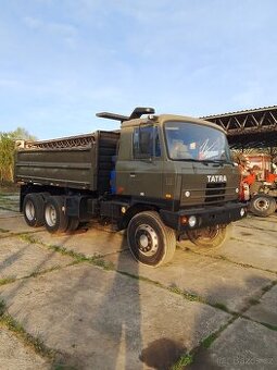Tatra 815 traktor