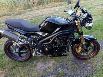 Triumph Speed Triple 1050. RV 2005