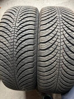 2x celoroční pneu 185/60/15 GoodYear