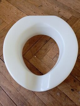 Podsedák na WC.