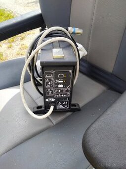 Elektrická "čtyřkolka" pro seniory (KYMCO)