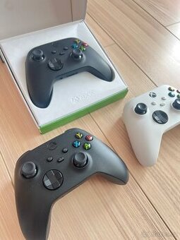Microsoft Xbox Series Ovladač