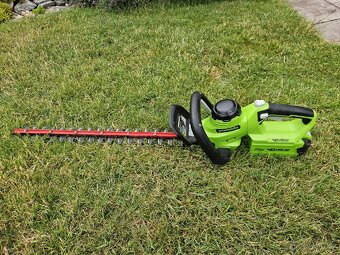 Aku plotostřih Greenworks 61cm