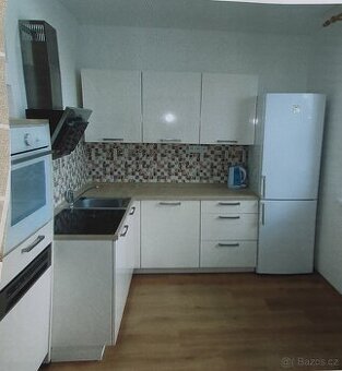 Pronájem bytu 2+1,60m2 Kostelec nad Černými Lesy