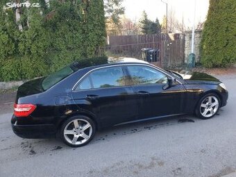 Mercedes-Benz Třídy E, 200d nutný servis vozu