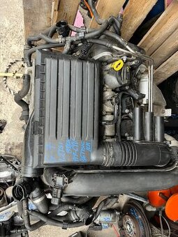 Golf 7 1.2 TSI 81 kw typ- CYV 86 tisíc km
