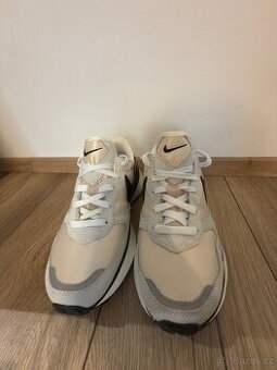 Prodám nově dámské boty Nike Phoenix Waffle
