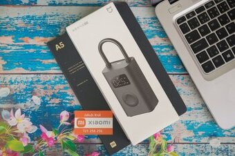 Drobné originální Xiaomi příslušenství