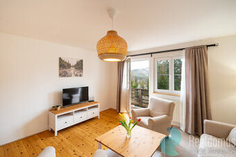 Prodej byt/apartmán 3+1 (67 m²) + 2 parkovací místa, Lipno n