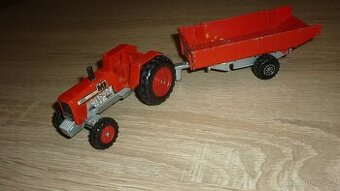 MATCHBOX TRAKTOR MÉNĚ VÝDANÉ VERZE