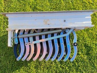 Stropní stahovací schody