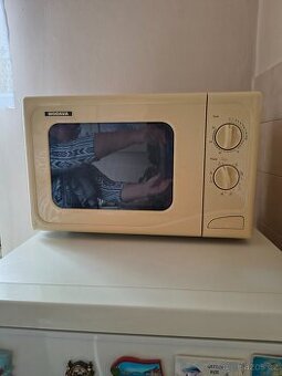 Mikrovlnná trouba Morava