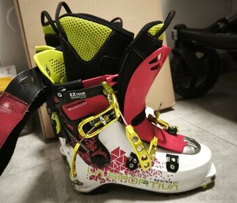 Skialpove, lehke La sportiva Sparkle 2 vel 25cm