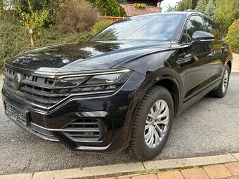 Touareg,3.0TDI,R-LINE,210KW,MATRIX,DYN,WEBAST,VIRT,KAM,MASÁŽ