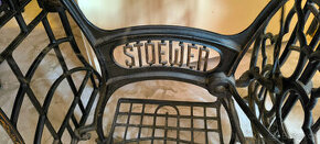 Prodám funkční šicí stroj Stoewer