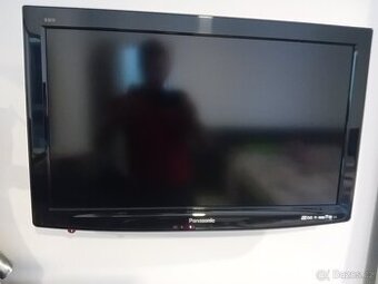 PANASONIC TX-L32C10E LCD TV - 82cm