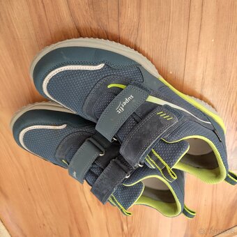 Celoroční boty Superfit s membránou Gore-Tex vel. 42