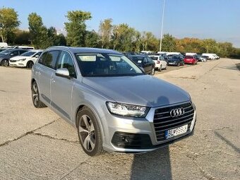 AUDI Q7 S-Line