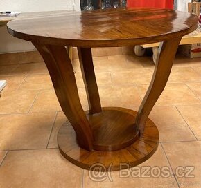 Odkladaci konferenční stolek dřevěný