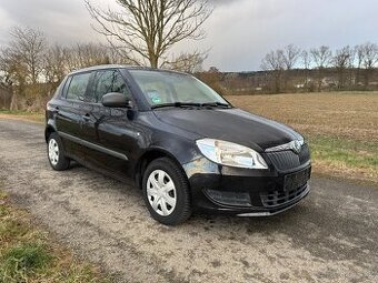Škoda Fabia 2, 1.4 63kw, 2011, 151000 km, serviska