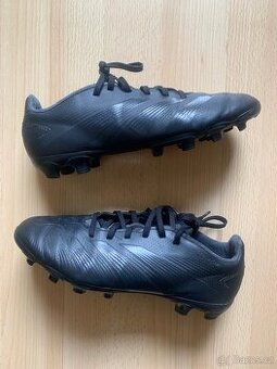 Adidas Predator kopačky vel. 38 a 2/3