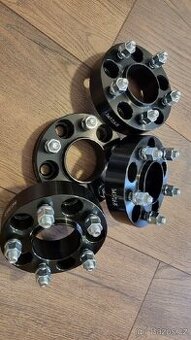 DODGE RAM - rozšiřovací podložky 5x139,7