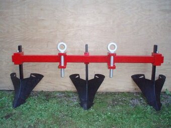 Proorávač brambor-hrobkovač