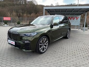 BMW X7 4,4 M50i,INDIVIDUAL,TAŽNÉ,PANO