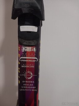 Lyžařská helma + lyže