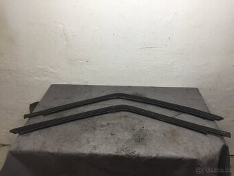 ŠKODA FELICIA PICK-UP 1995-2002 - LIŠTY NAD DVEŘE