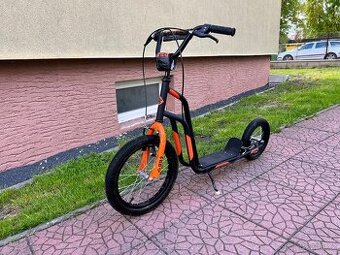 Koloběžka Street Surfing RB2 Python černá
