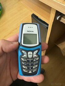 Nokia  5210