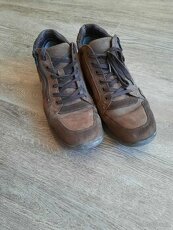 Zimní boty s Goretexovou membránou (málo nošené) vel.43