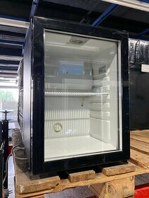 Malá lednička (minibar) AM40G