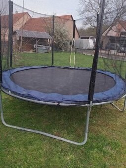 Trampolina