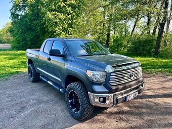 Toyota TUNDRA 4.6 - V8 , 234kW, 4x4.