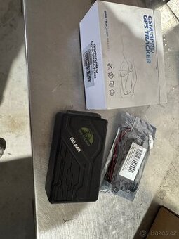GPS tracker