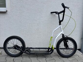 Koloběžka Arcore 6TEEN, kola 16"/16"